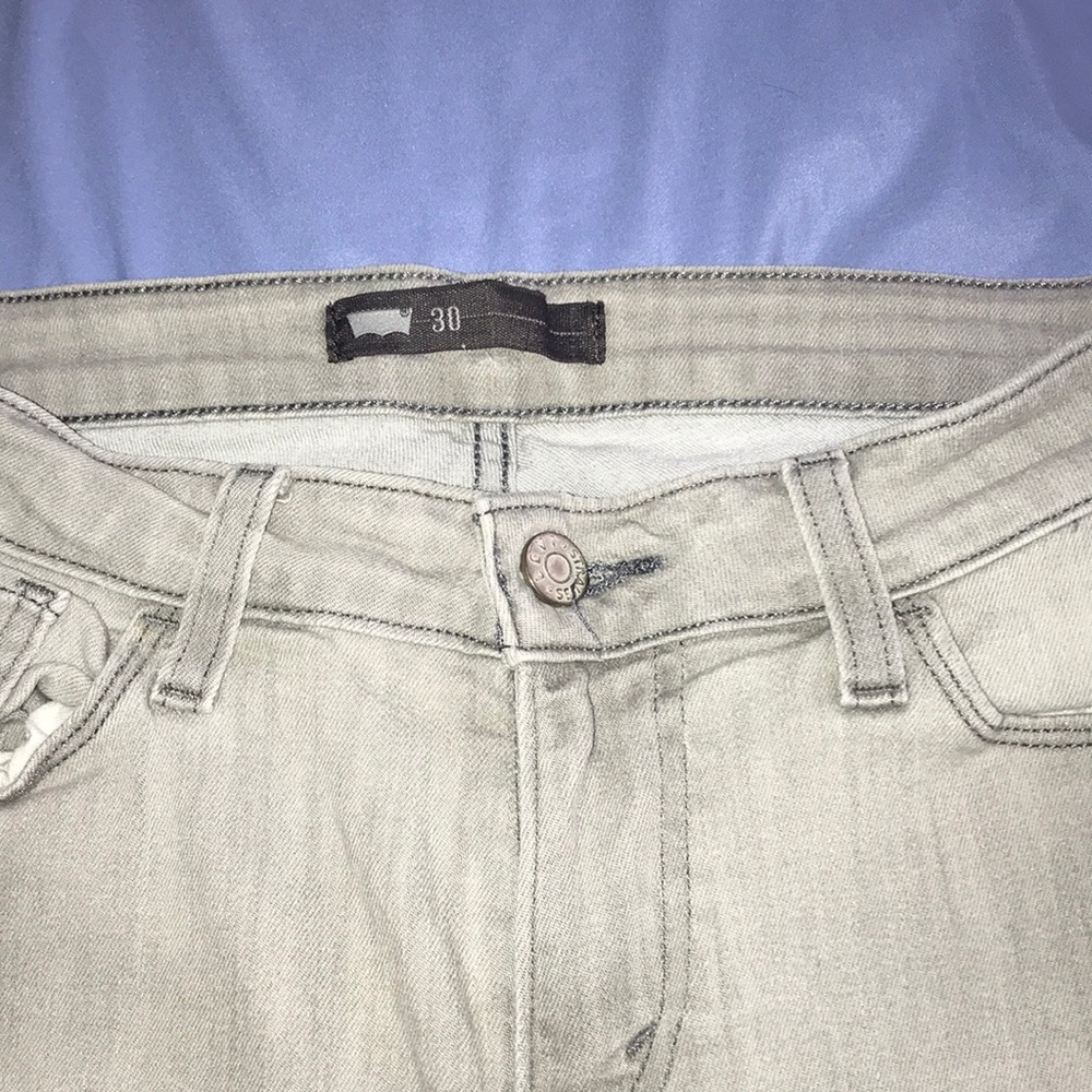Grey Levi’s